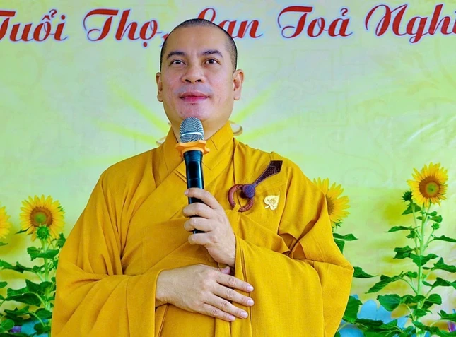 Đại đức Thích Bửu Hòa ban đạo từ