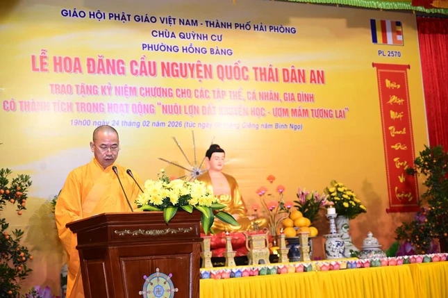 Thượng tọa Thích Bản Hỷ phát biểu khai mạc