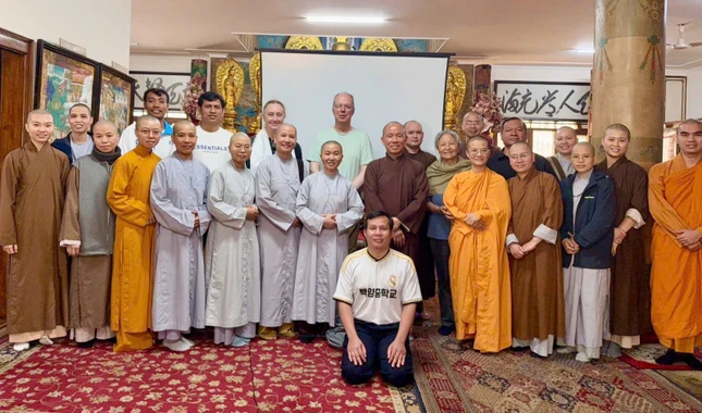 Lưu niệm Lưu niệm