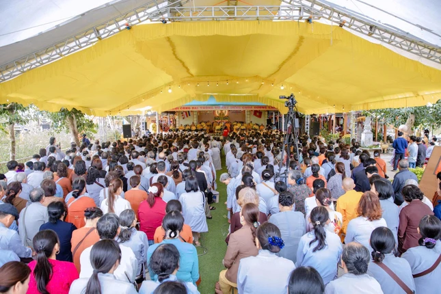 Quang cảnh buổi lễ