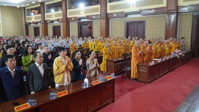 Niệm Phật cầu gia hộ