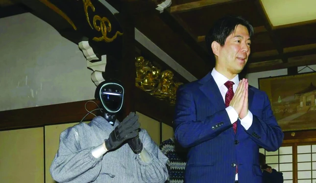 Robot này được kỳ vọng mở ra giải pháp cho tình trạng thiếu hụt Tăng sĩ tại Nhật Bản