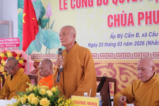 Hòa thượng Thích Phước Minh ban đạo từ