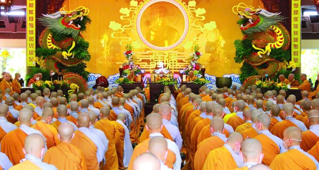 Chỉ riêng Đại giới đàn Thiện Hoa do Ban Trị sự GHPGVN tỉnh Đồng Nai tổ chức năm 2022 đã có 3.264 giới tử thọ giới, nghĩa là cũng chừng số đó được công nhận là Tăng Ni thành viên của Giáo hội - Ảnh: Du Nhiên/BGN Chỉ riêng Đại giới đàn Thiện Hoa do Ban Trị sự GHPGVN tỉnh Đồng Nai tổ chức năm 2022 đã có 3.264 giới tử thọ giới, nghĩa là cũng chừng số đó được công nhận là Tăng Ni thành viên của Giáo hội - Ảnh: Du Nhiên/BGN