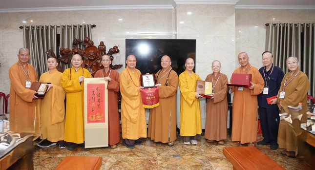 Tại chùa Vĩnh Nghiêm