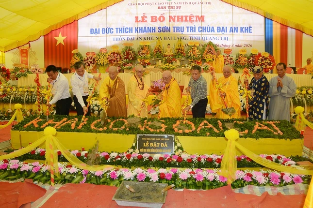 Chính thức khởi công đặt đá xây dựng chánh điện chùa Đại An Khê