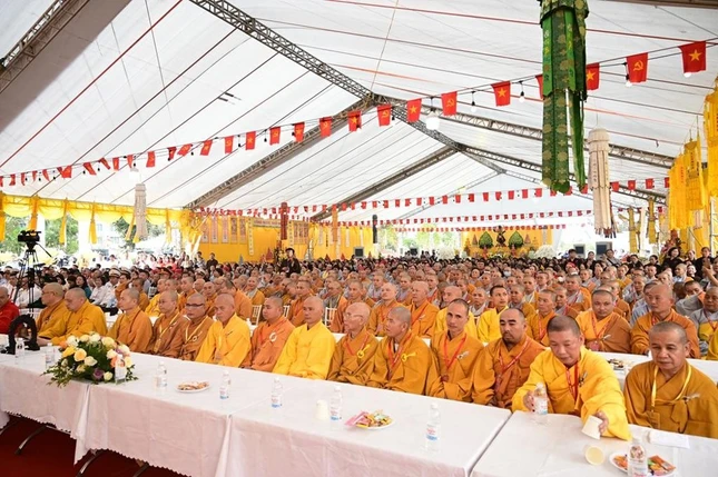 Chư tôn đức Tăng Ni