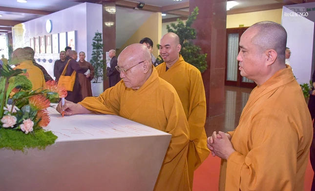 Trưởng lão Hòa thượng Thích Nhật Quang