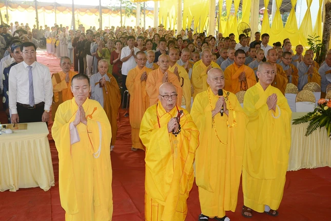 Niệm Phật cầu gia hộ