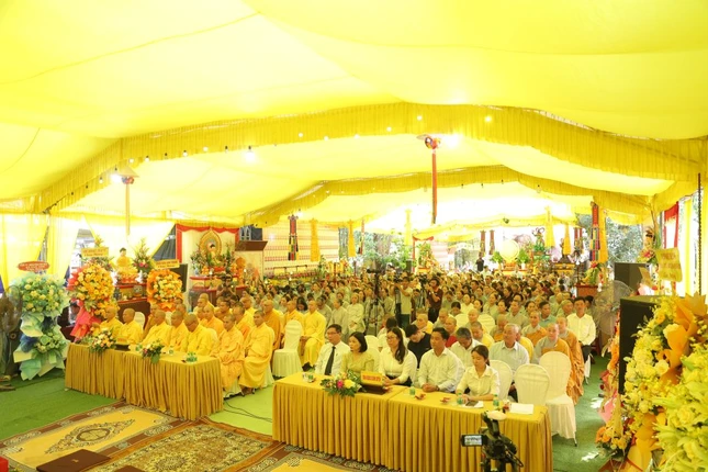 Quang cảnh buổi lễ