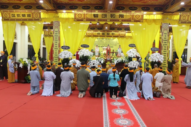 Lễ truy điệu được cử hành lúc 8 giờ ngày 21-4-2026 (nhằm ngày 5-3-Bính Ngọ), sau đó cung thỉnh kim quan Trưởng lão Hòa thượng nhập bảo tháp trong khuôn viên chùa Đoài Lâm (thôn Ngái Dừa, xã Kiến Xương, tỉnh Hưng Yên)