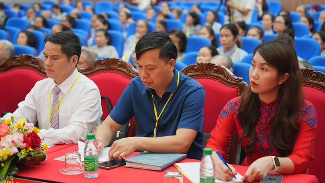 Đại biểu tham dự