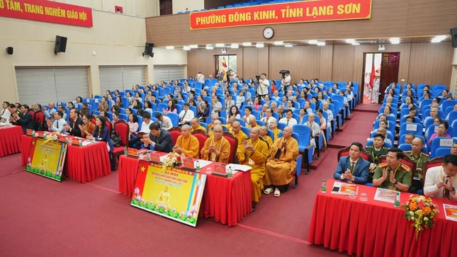 Quang cảnh đại hội