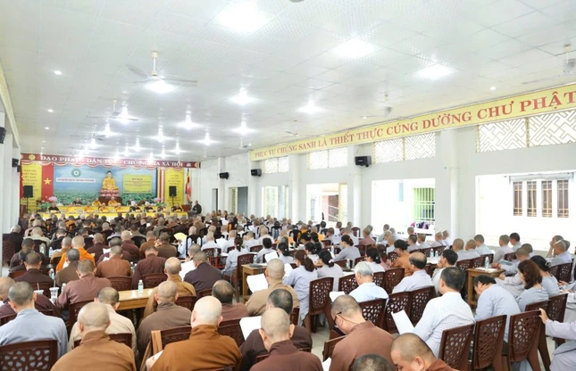 Quang cảnh hội nghị