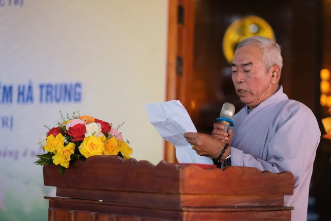 Đại diện Ban Hộ tự chùa Diêm Hà Trung phát biểu