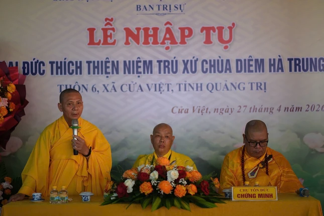 Thượng tọa Thích Huệ Nhẫn ban đạo từ