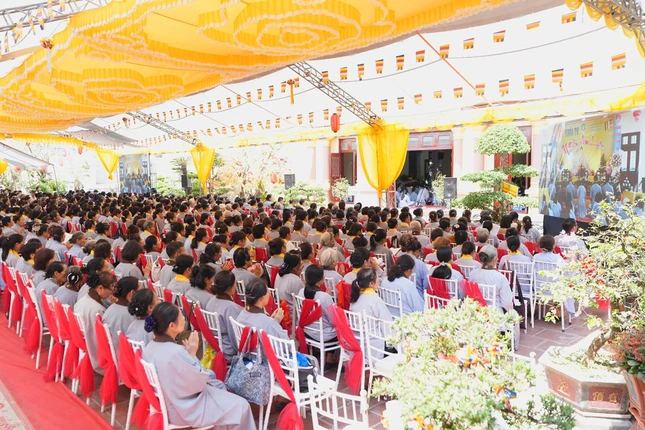Khóa lễ tụng kinh