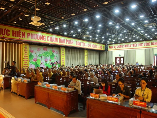 Đại biểu tham dự hội thảo