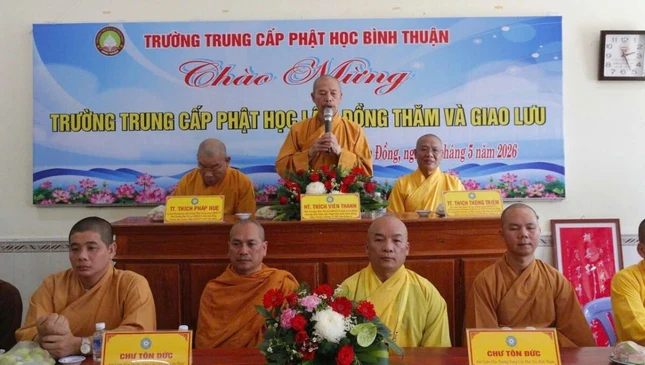 Hòa thượng Thích Viên Thanh phát biểu