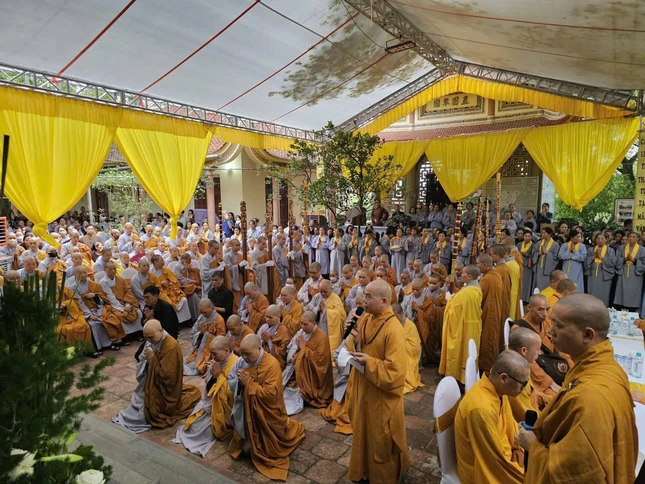 Môn đồ pháp quyến
