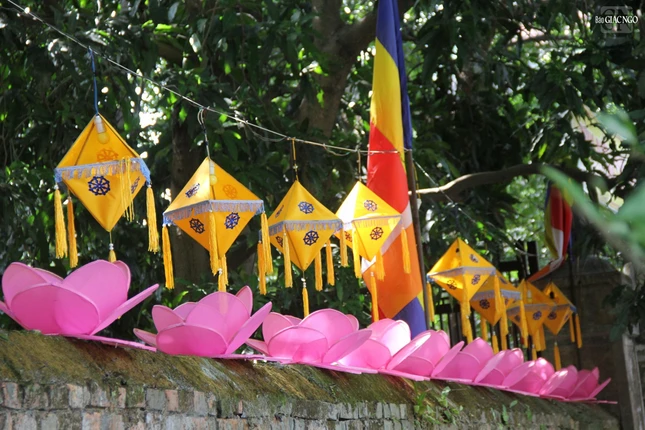 Lồng đèn ú truyền thống xứ Huế
