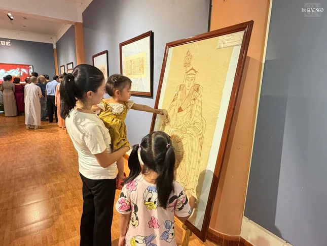 Triển lãm diễn ra từ mùng 8-4 đến 15-4-Bính Ngọ để Tăng Ni, Phật tử và du khách thập phương thưởng lãm