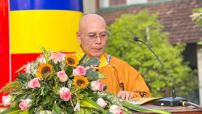 Thượng tọa Thích Nhuận Bảo đọc Thông điệp
