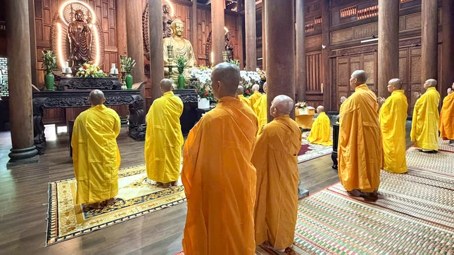 Trang nghiêm khóa lễ Trang nghiêm khóa lễ