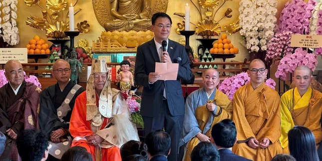 Đại sứ Việt Nam tại Nhật Bản Phạm Quang Hiệu phát biểu tại Lễ cắt băng khánh thành chùa Đại Ân Tokyo