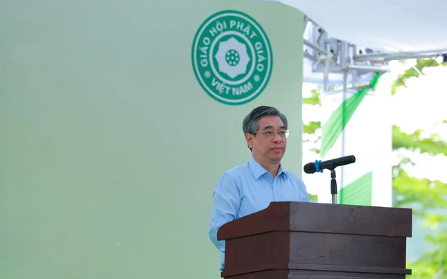 Ủy viên Trung ương Đảng, Phó Bí thư Thành ủy, Chủ tịch Ủy ban MTTQVN TP.HCM Nguyễn Phước Lộc phát biểu