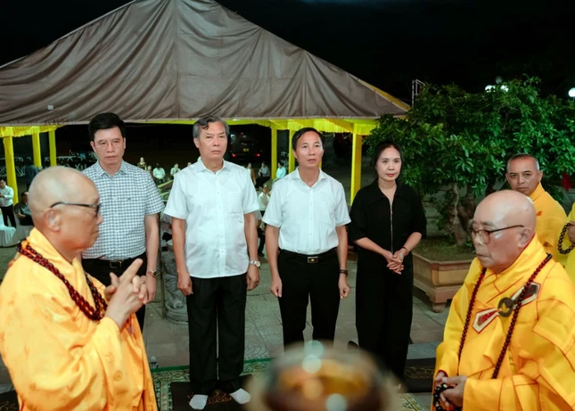 Đại biểu tham dự Đại biểu tham dự