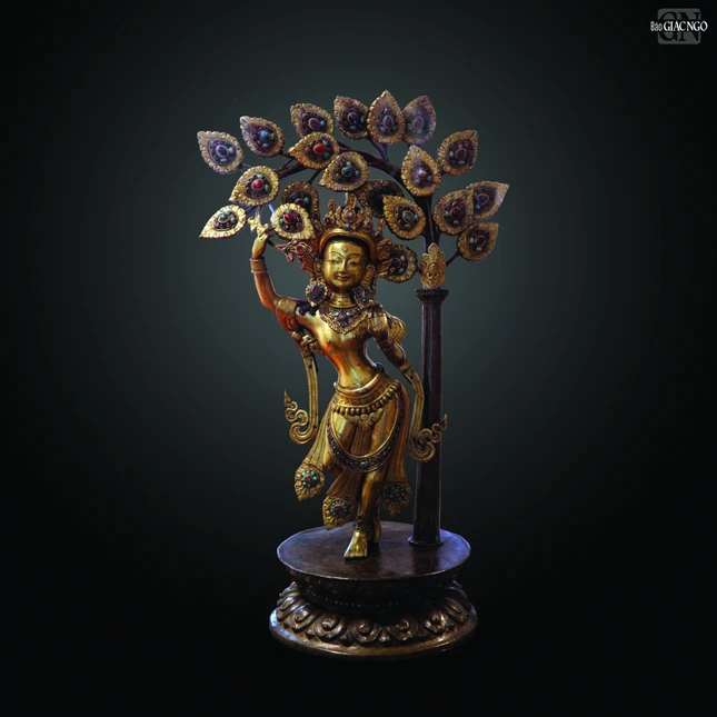 Tượng Hoàng hậu Maya vịn cành cây Vô ưu, Nepal, thế kỷ XIX, đồng khảm đá quý, Bảo tàng Guimet, Paris, Pháp
