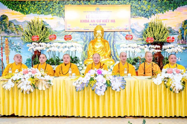 Chư tôn đức chứng minh