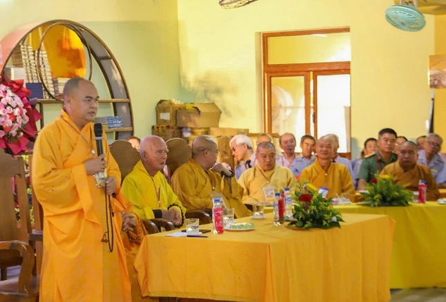 Thượng tọa Thích Nhuận Pháp ban đạo từ Thượng tọa Thích Nhuận Pháp ban đạo từ