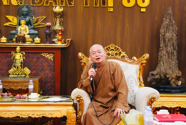 Thượng tọa Thích Thanh Hòa phát biểu Thượng tọa Thích Thanh Hòa phát biểu