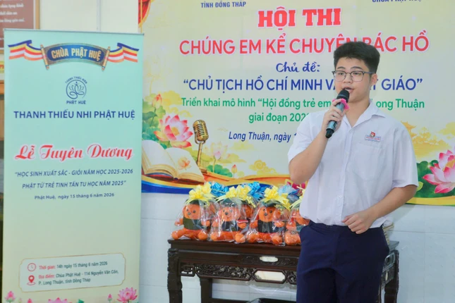 Em tham gia thi kể chuyện Bác Hồ