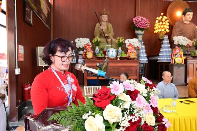 Phật tử Phạm Thị Châm phát biểu khai mạc