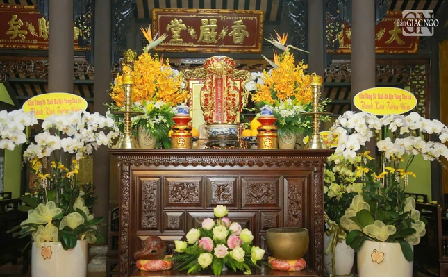 Long vị cố Hòa thượng Thích Huệ Trí tại Hương nghiêm đường