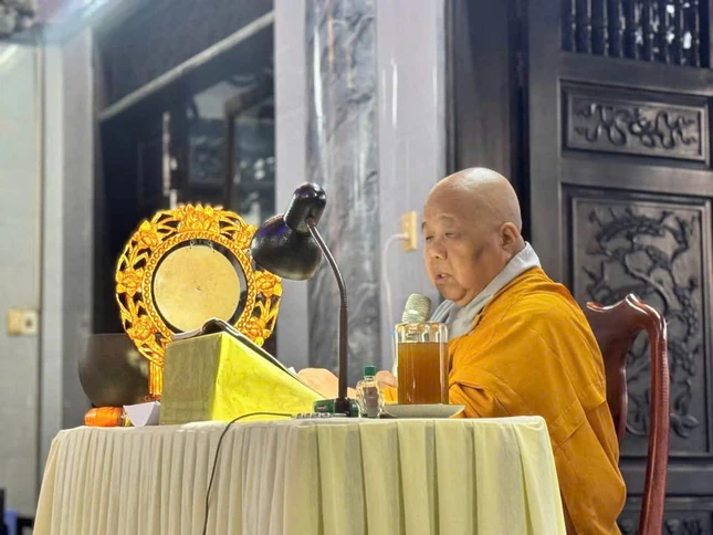Ni sư Thích nữ Lệ Thuận thuyết giới