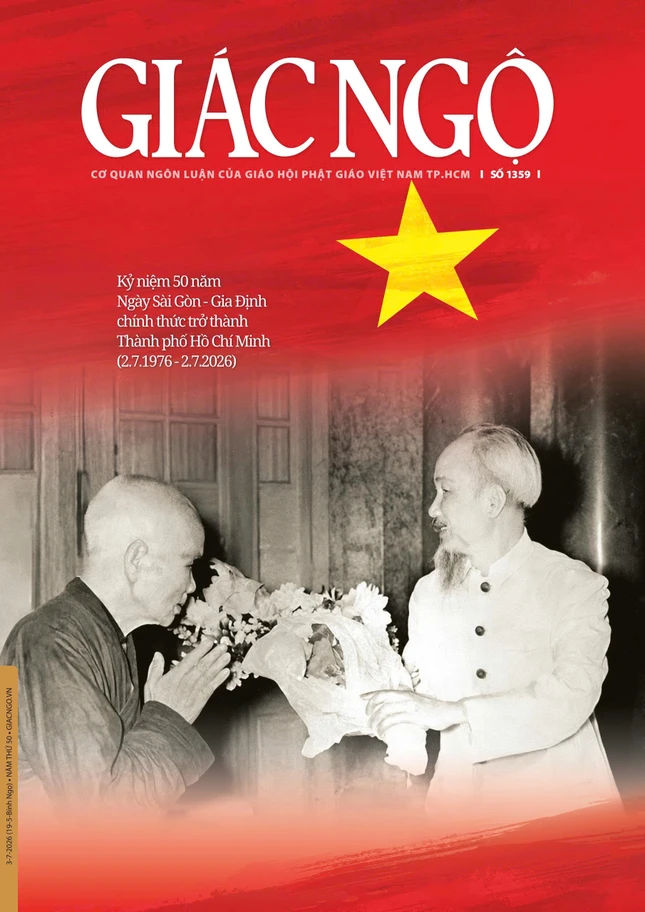 Bìa 1: Chủ tịch Hồ Chí Minh tặng hoa chúc mừng đại biểu tham dự Đại hội thành lập Hội Phật giáo Thống nhất Việt Nam, Hà Nội, 1957 (ảnh tư liệu Bảo tàng Hồ Chí Minh) - Mỹ thuật: Tống Viết Diễn/BGN