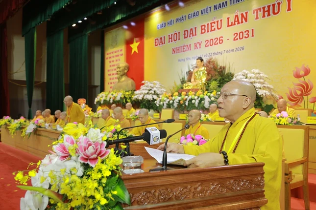 Hòa thượng Thích Gia Quang ban đạo từ