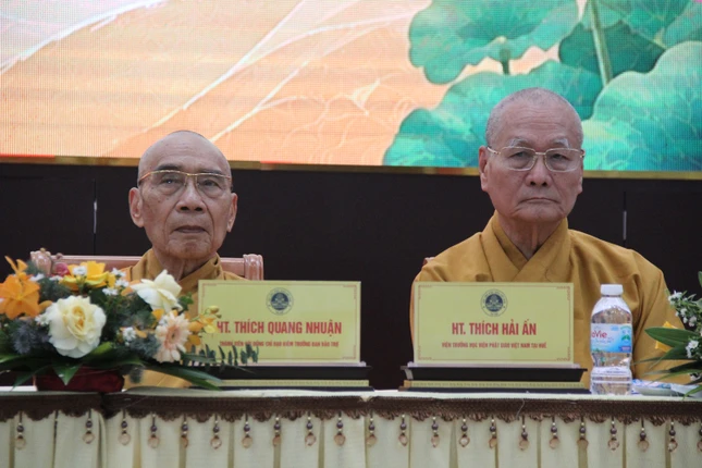 Trưởng lão Hòa thượng Thích Quang Nhuận và Hòa thượng Thích Hải Ấn