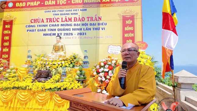 Thượng tọa Thích Đạo Hiển phát biểu khai mạc Thượng tọa Thích Đạo Hiển phát biểu khai mạc