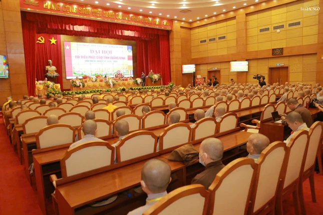 Quang cảnh phiên trù bị Đại hội đại biểu Phật giáo tỉnh Quảng Ninh, chiều nay, 17-8