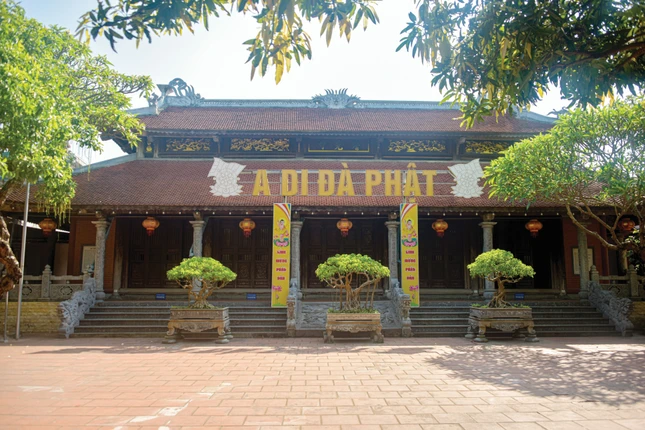 Chùa Tranh là nơi nuôi dưỡng các thương bệnh binh trong cuộc chiến Chùa Tranh là nơi nuôi dưỡng các thương bệnh binh trong cuộc chiến