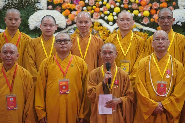 Hòa thượng Thích Thanh Điện phát biểu nhận nhiệm vụ