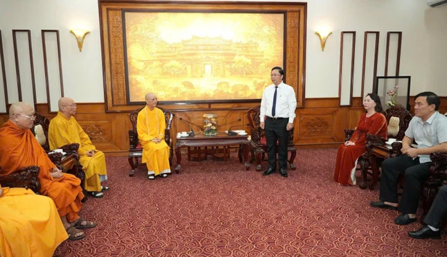 Chủ tịch UBND thành phố Lê Trí Thanh chúc mừng thành công của đại hội Chủ tịch UBND thành phố Lê Trí Thanh chúc mừng thành công của đại hội