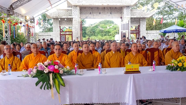 Chư tôn đức Tăng