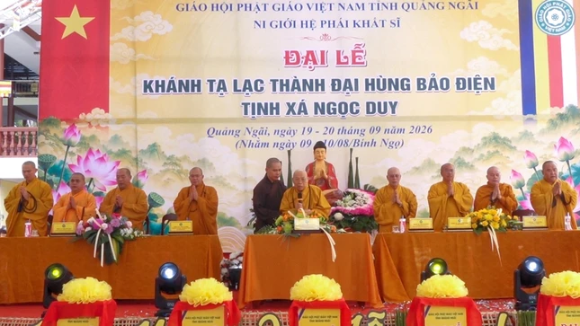 Niệm Phật cầu gia hộ
