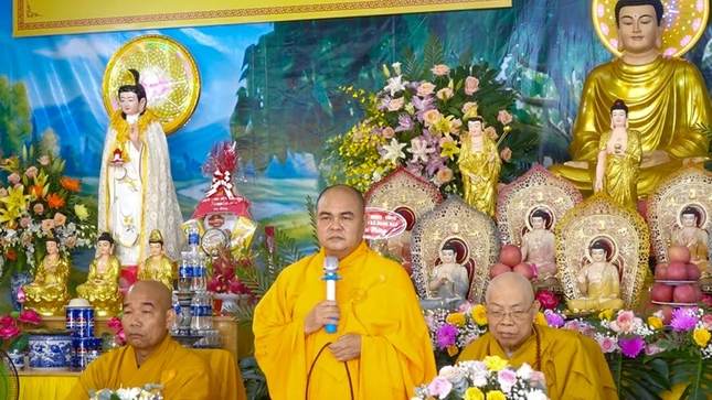 Thượng tọa Thích Nhuận Pháp huấn từ Thượng tọa Thích Nhuận Pháp huấn từ
